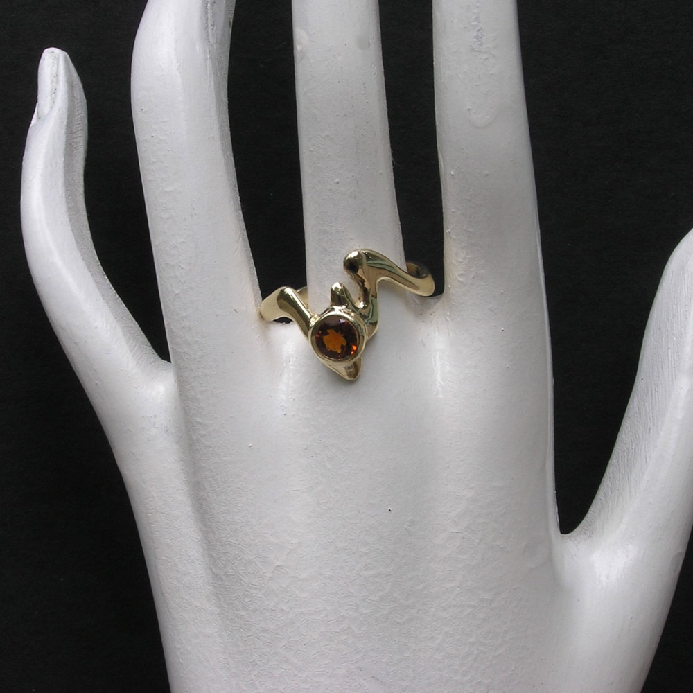 gold gemstone rings