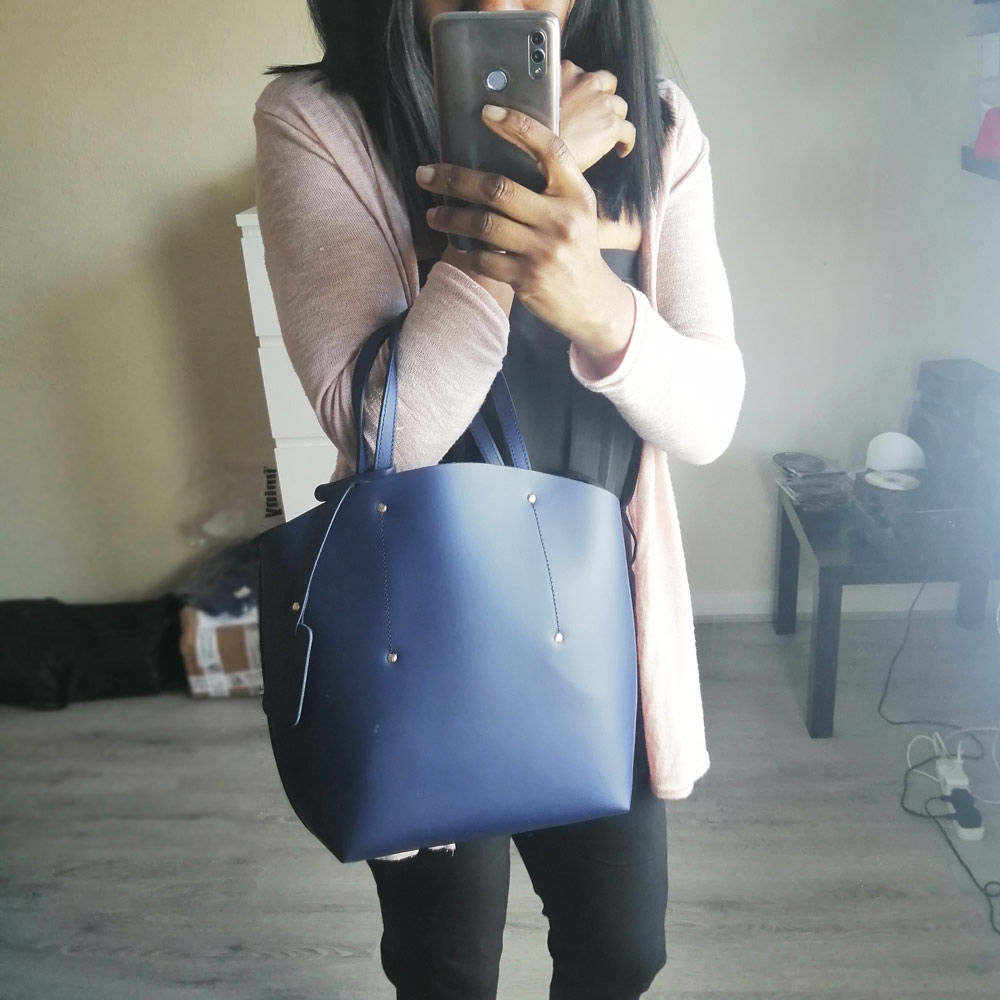 shoulder tote