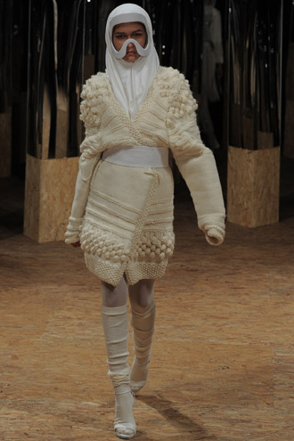 Isabell Yalda Hellysaz