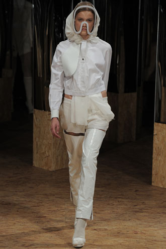 Isabell Yalda Hellysaz