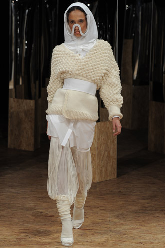 Isabell Yalda Hellysaz